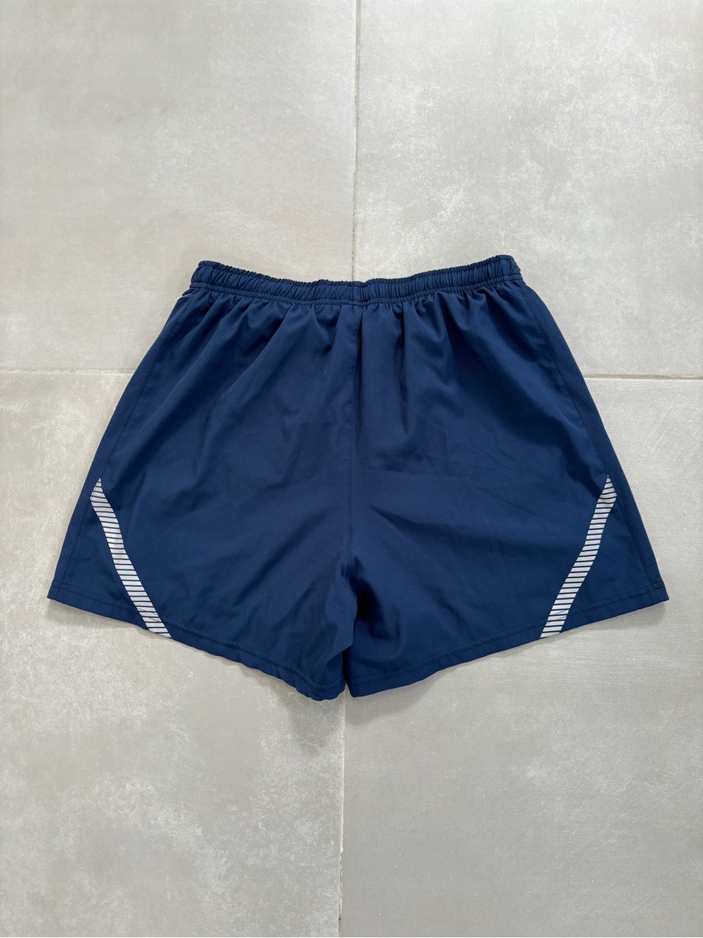 US AIR FORCE RUNNING SHORTS - Picture 4 of 4